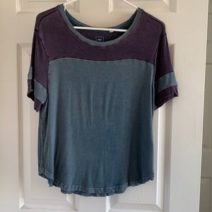 Medium, Blue loose fitting shirt